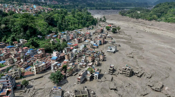 Alluvione tra Nepal e Tibet, sale a 489 il bilancio delle vittime | I dispersi sono 2.381