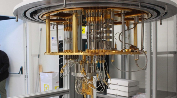 Napoli guarda al futuro quantistico: alla Federico II ricerca, computer e comunicazioni di nuova generazione