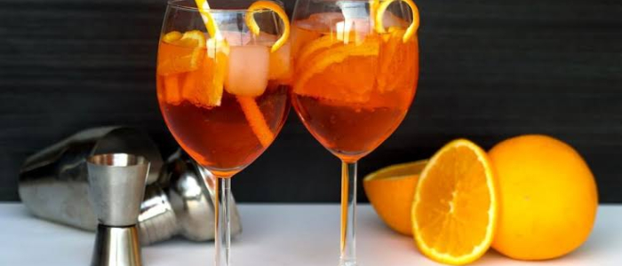 Venezia, in azione il ladro di spritz: ruba solo gli ingredienti per preparare il famoso cocktail