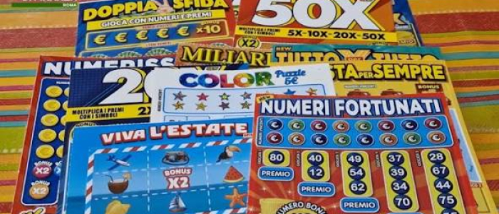 Roma, truffa sui Gratta e Vinci: "Svelavano i biglietti vincenti e li facevano comprare ai parenti" | Sequestrati beni per 25 mln di euro